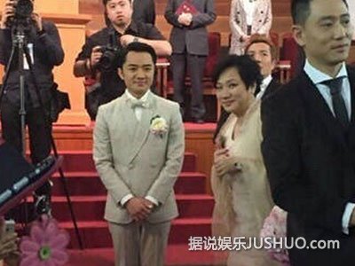 王祖蓝晒与妈妈合影 与李亚男甜蜜情史回顾