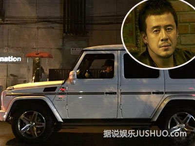 杨坤gay吧门口接男友人 揭秘杨坤8年恋爱史