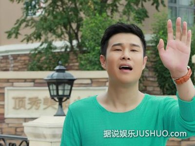 小沈阳素颜自拍 撞脸老婆沈春阳