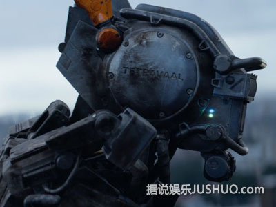 《超能查派》隆重上映 人类与机器间再次大战