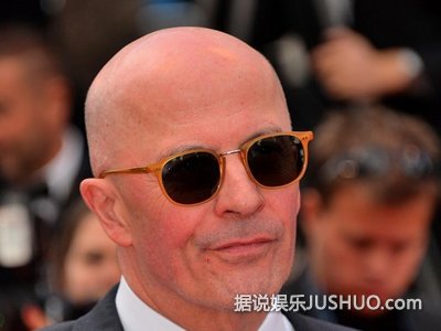 《流浪的迪潘》移民是黄金主题
