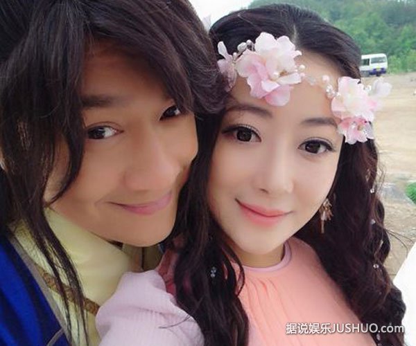 陈浩民否认老婆怀孕偷食 第三胎可能双胞胎
