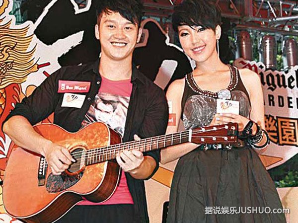 吴浩康与女性拍照惹绯闻 钟舒漫投男友信任票