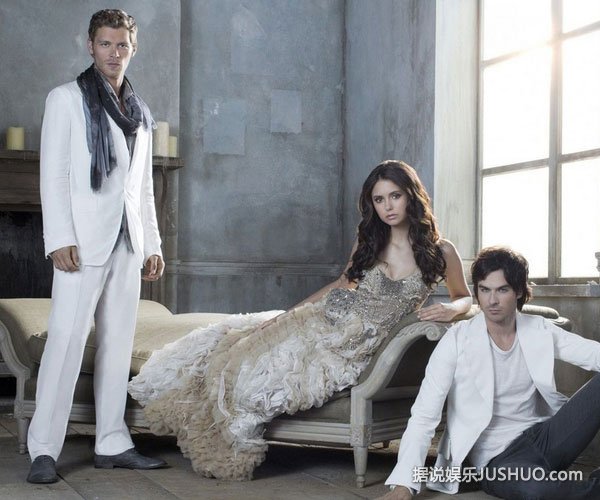 《吸血鬼日记》克劳斯与大8岁女友完婚