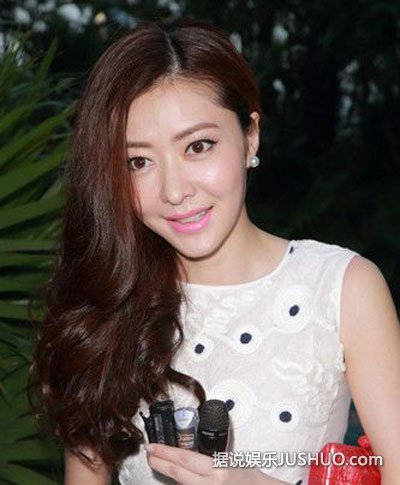 苟芸慧再攻“城” 讨好郭富城身边人求接近