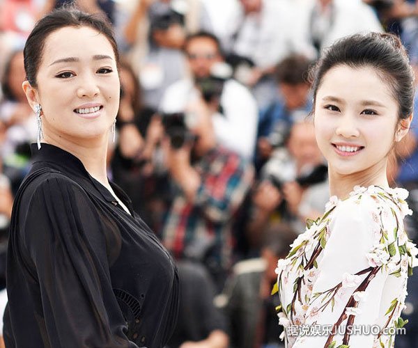 《归来》香港宣传 张慧雯自然大方颇受喜爱