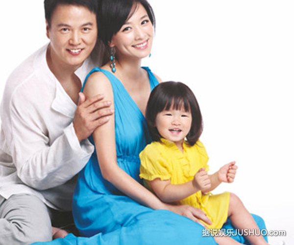 酒窝美女张庭当妈心得 跟我定娃娃亲少奋斗20年 酒窝美女张庭当妈心得 跟我定娃娃亲少奋斗20年