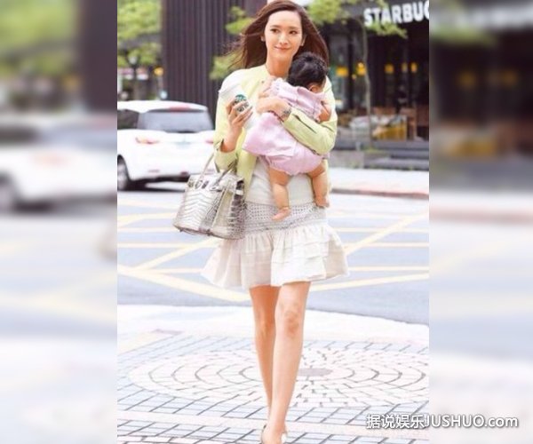 美女主播侯佩岑提前产子 2014生子10大明星盘点