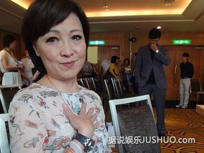 大龄美魔女寻真爱有秘诀 勇敢而又执着