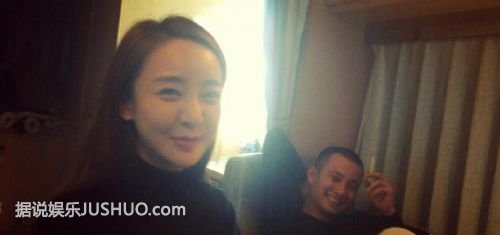 《少帅》文章军装照曝光 与姜雨晨合影心情好(组图)