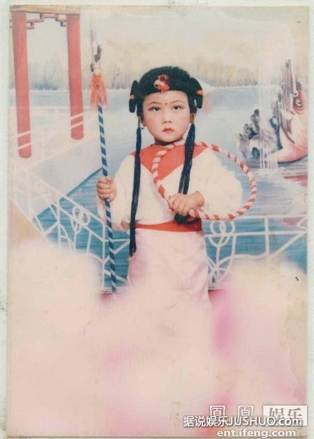 大左童年扮哪吒造型曝光  网友：想你时你在闹海