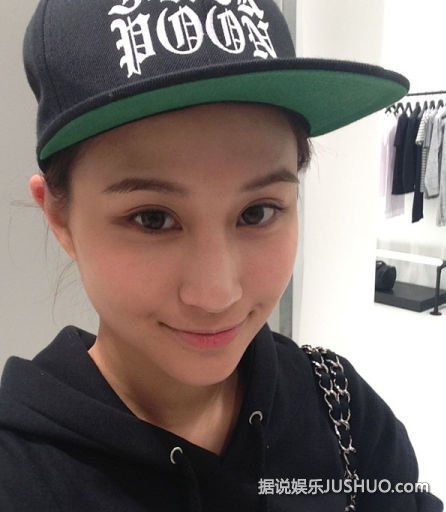 吴克群女友乃是白富美 赌王千金何超莲靓丽多金不炫富 吴克群女友乃是白富美 赌王千金何超莲靓丽多金不炫富