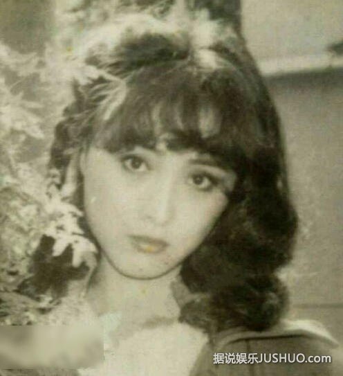 刘亦菲家族照曝光 神仙姐姐自嘲“在家里最丑”