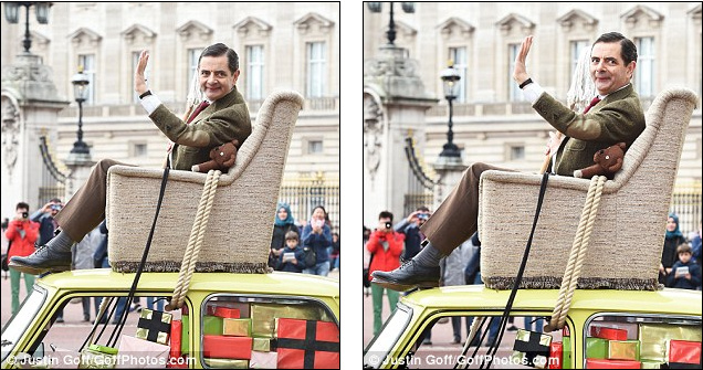 《憨豆先生》庆25周年艾金森现身白金汉宫 车顶坐沙发经典一幕再现