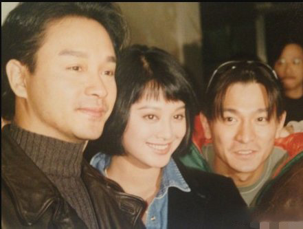 刘德华和张国荣合影曝光 张国荣刘德华20年前合照清纯可人 刘德华和张国荣合影曝光 张国荣刘德华20年前合照清纯可人