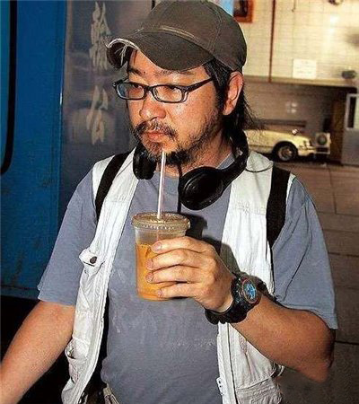 刘德华弟弟最近照片曝光 揭秘家庭背景及个人资料