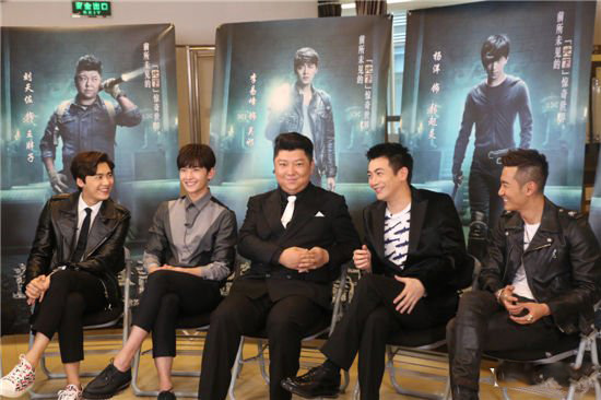 李易峰和杨洋关系好吗 网传李易峰杨洋不和? 李易峰和杨洋关系好吗 网传李易峰杨洋不和?