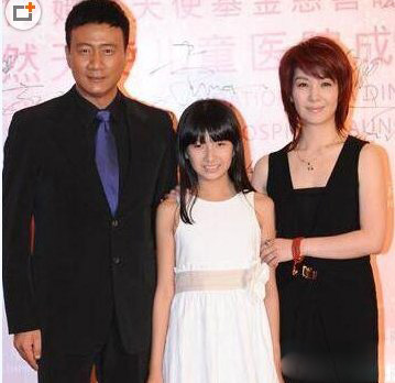 胡军妻子卢芳 揭秘两人鲜为人知感情史 胡军妻子卢芳 揭秘两人鲜为人知感情史