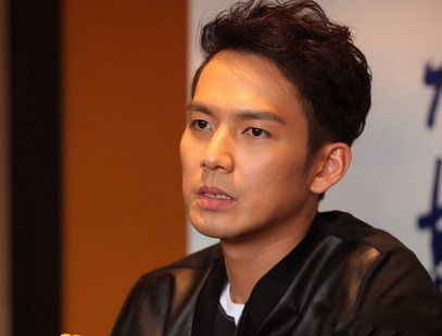 钟汉良到底结婚了吗 默认已婚老婆身份遭曝光 钟汉良到底结婚了吗 默认已婚老婆身份遭曝光