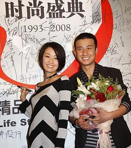 揭马伊琍与老公文章姐弟恋爱情历程 自曝曾随时准备离婚