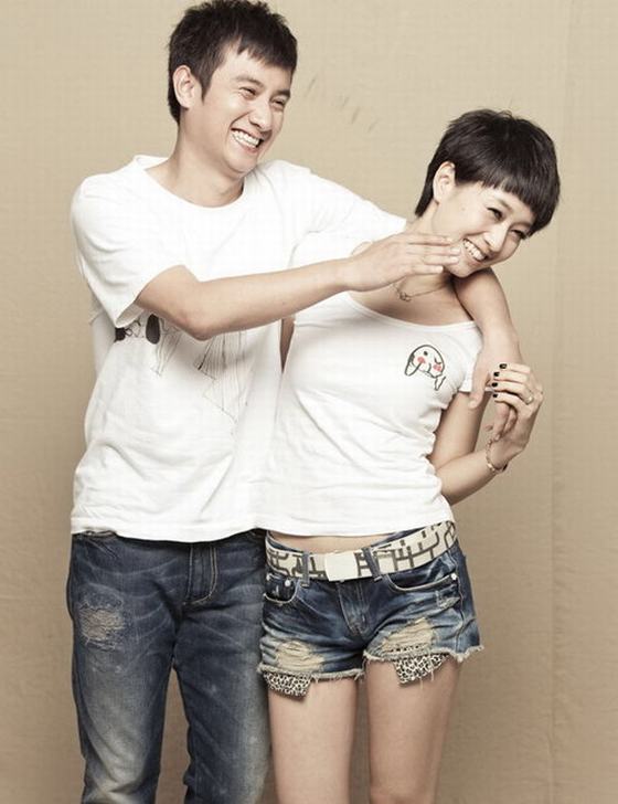 揭马伊琍与老公文章姐弟恋爱情历程 自曝曾随时准备离婚