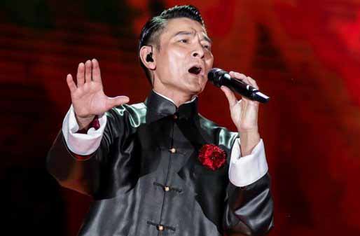 刘德华回家真好之歌曲《回家的路》 刘德华创春晚收视高峰