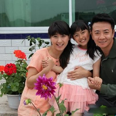 闫学晶的老公和儿子是谁 一起围观闫学晶婚后幸福生活