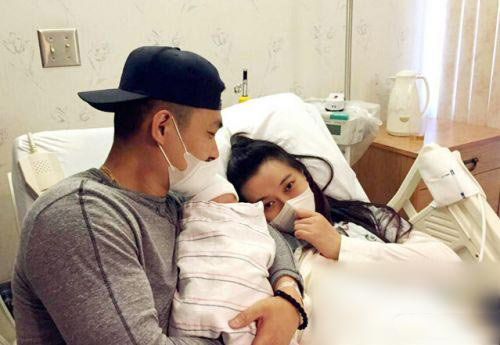保剑锋老婆何珈好照片,保剑锋老婆何珈好