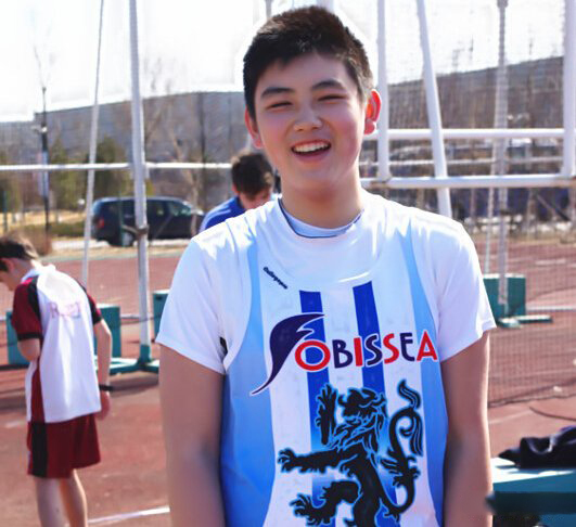 陈红陈凯歌儿子近照曝光 被揭大儿子像爸爸小儿子像妈妈