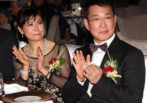 演员元彪老婆是谁 揭秘唯一零绯闻的武打明星情感生活 演员元彪老婆是谁 揭秘唯一零绯闻的武打明星情感生活