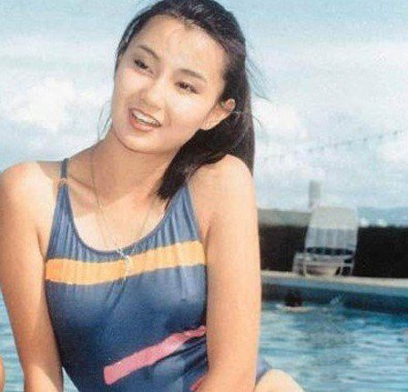 张曼玉年轻时的照片 清纯迷人尽显自然美