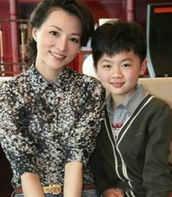 曝光密春雷前妻金晶照片 揭密春雷与金晶董卿的感情纠纷