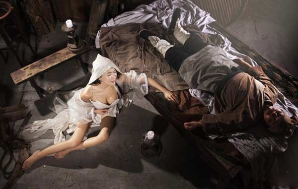 龚玥菲金瓶梅 衣衫尽脱裸体打野战