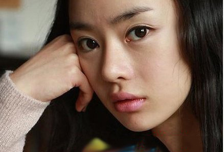 瑞雨整容前后照片对比 瑞雨是不是整容失败