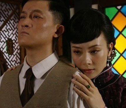 杨志刚老婆张静被赞忠贞 丈夫患病仍旧不离不弃