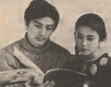 傅艺伟老公照片大曝光 两任丈夫均已离婚目前为单身 傅艺伟老公照片大曝光 两任丈夫均已离婚目前为单身