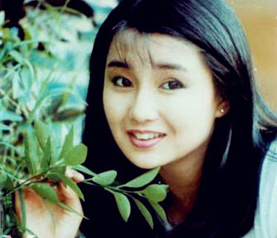 张曼玉年轻时候的照片欣赏 盘点张曼玉年轻时期代表作 张曼玉年轻时候的照片欣赏 盘点张曼玉年轻时期代表作