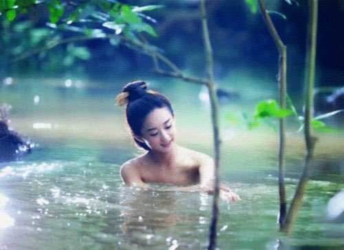 赵丽颖裸照大曝光 早年当三陪艳照被扒 赵丽颖裸照大曝光 早年当三陪艳照被扒