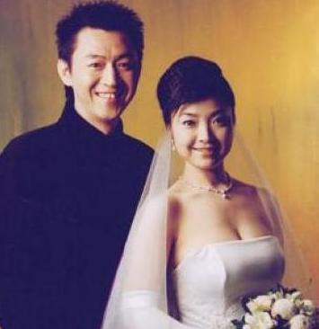 传庹宗华老婆搭前棒球运动员 两人深夜共回豪宅