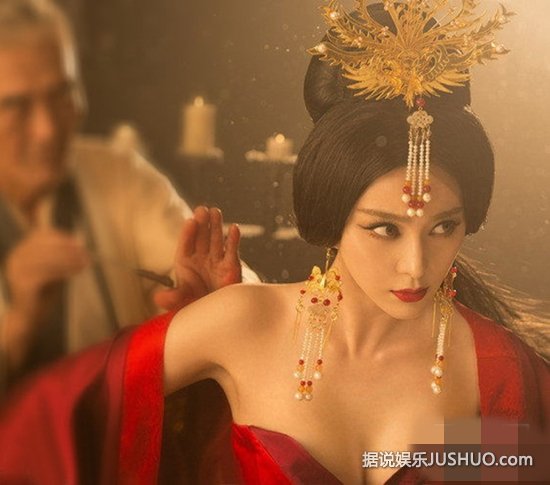 范冰冰杨贵妃性感唐装露胸 大尺度剧照盘点 范冰冰杨贵妃性感唐装露胸 大尺度剧照盘点