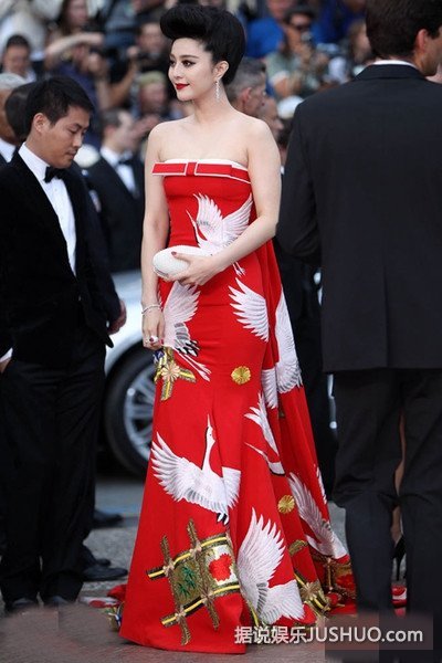 范冰冰戛纳红毯 有个中国女星叫范冰冰 范冰冰戛纳红毯 有个中国女星叫范冰冰