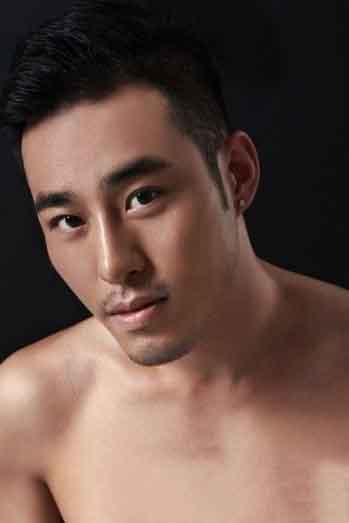 亚洲先生高喜民为同志卖淫千元全套 露毛露股照大曝光 亚洲先生高喜民为同志卖淫千元全套 露毛露股照大曝光