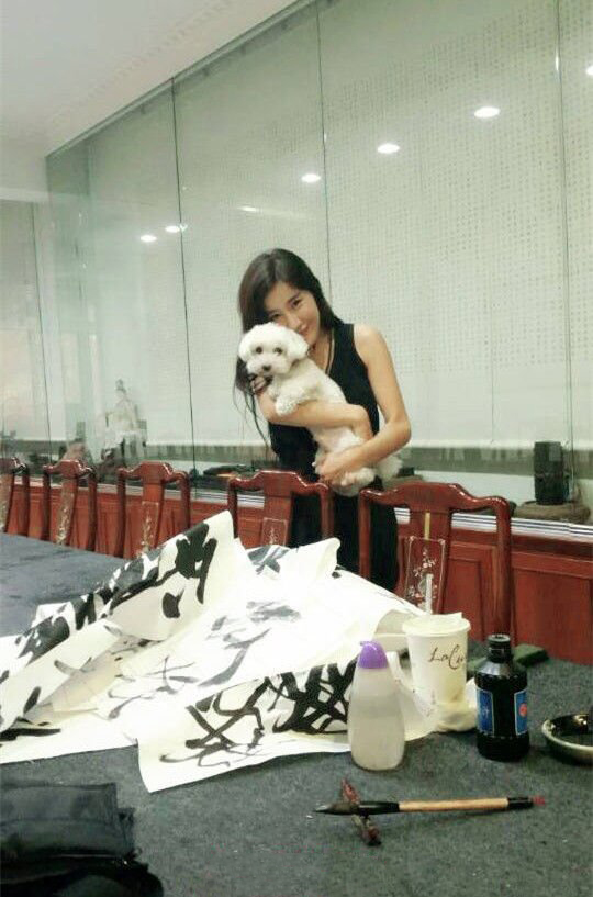 张暖雅个人资料分享 张暖雅性感照曝光