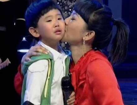 方琼老公背景曝光 竟然是她的前上级领导