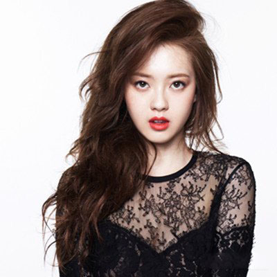 高雅拉图片大全 被曝与郑允浩热恋中