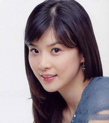 李宝英整容前后照对比 李宝英个人资料及近照曝光 李宝英整容前后照对比 李宝英个人资料及近照曝光