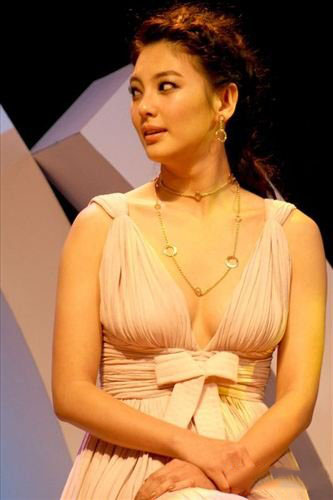 海量张雨绮大尺度写真曝光 张雨绮个人资料大揭秘