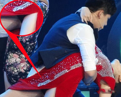 柳岩走过光图片大全 柳岩收胸热舞走光露底 柳岩走过光图片大全 柳岩收胸热舞走光露底