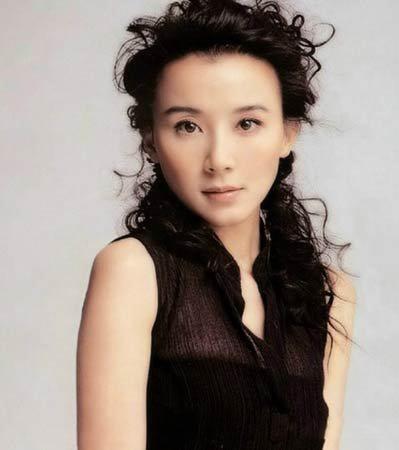 萧蔷年轻漂亮的照片出炉 网友惊叹其当年容颜貌美 萧蔷年轻漂亮的照片出炉 网友惊叹其当年容颜貌美