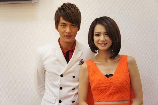 戚薇徐正曦恋情曝光 徐正曦称信任戚薇不会劈腿